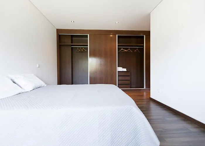 Premium - Do Furadouro * أوفار